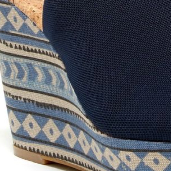 LUCKY BRAND Navy Marilynn Platform Wedge Sandals | Size 9 - Picture 14 of 14